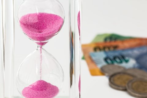 Hourglass, money, time — What are good gammas and thetas for options trading in Australia?